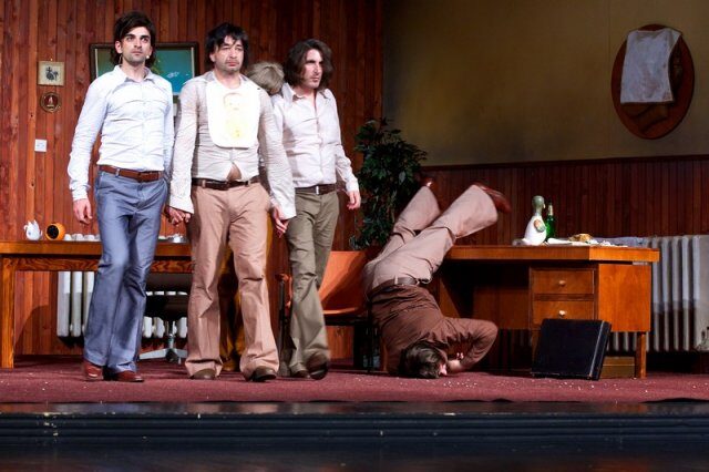 Komedija u 2 čina „Sumnjivo lice“