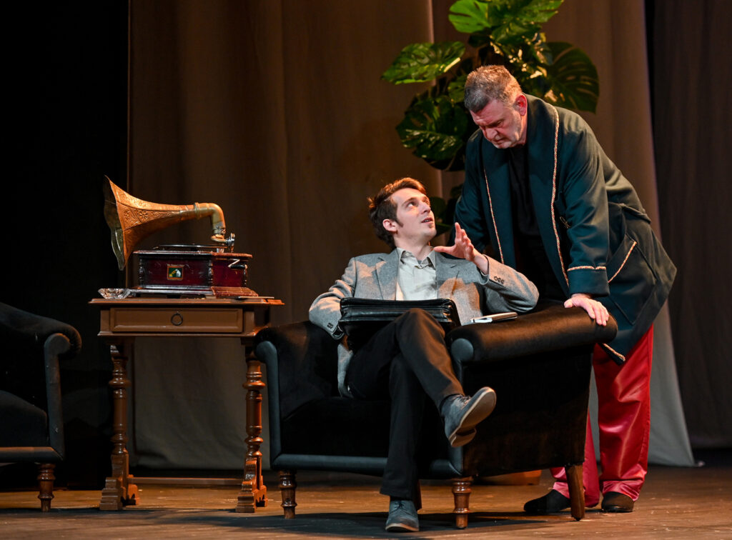 Drama "Enigmatske varijacije"