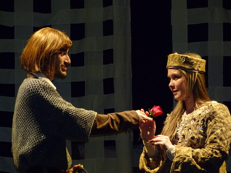 “ROMANCA O TRI LJUBAVI”