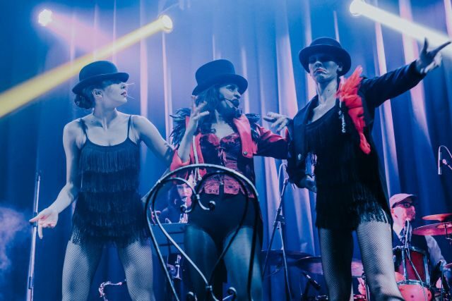 Mjuzikl  “CABARET À LA CARTE”