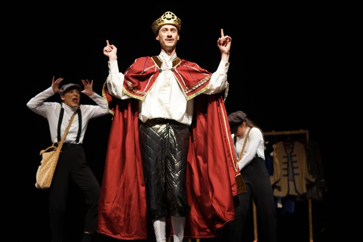 “CAREVO NOVO RUHO”, predstava za djecu